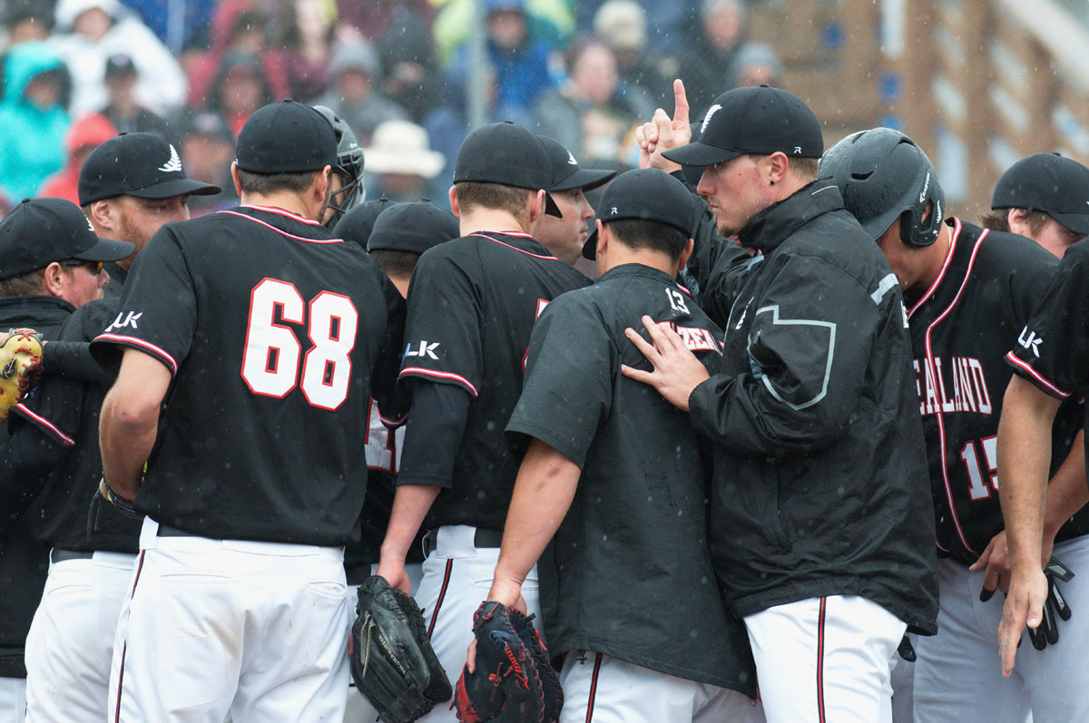 Canada and Australia to meet in Bronze Medal game, New Zealand advances to Gold Medal game at WBSC Men's Softball World Championship