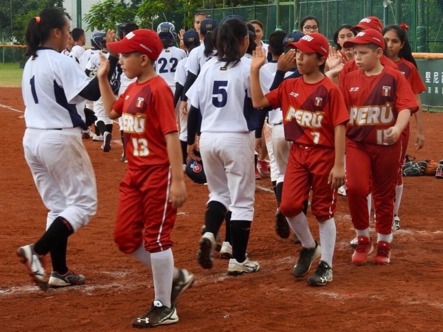 WBSCはIOCの競技場内外での女性の社会進出・男女平等主義を支持