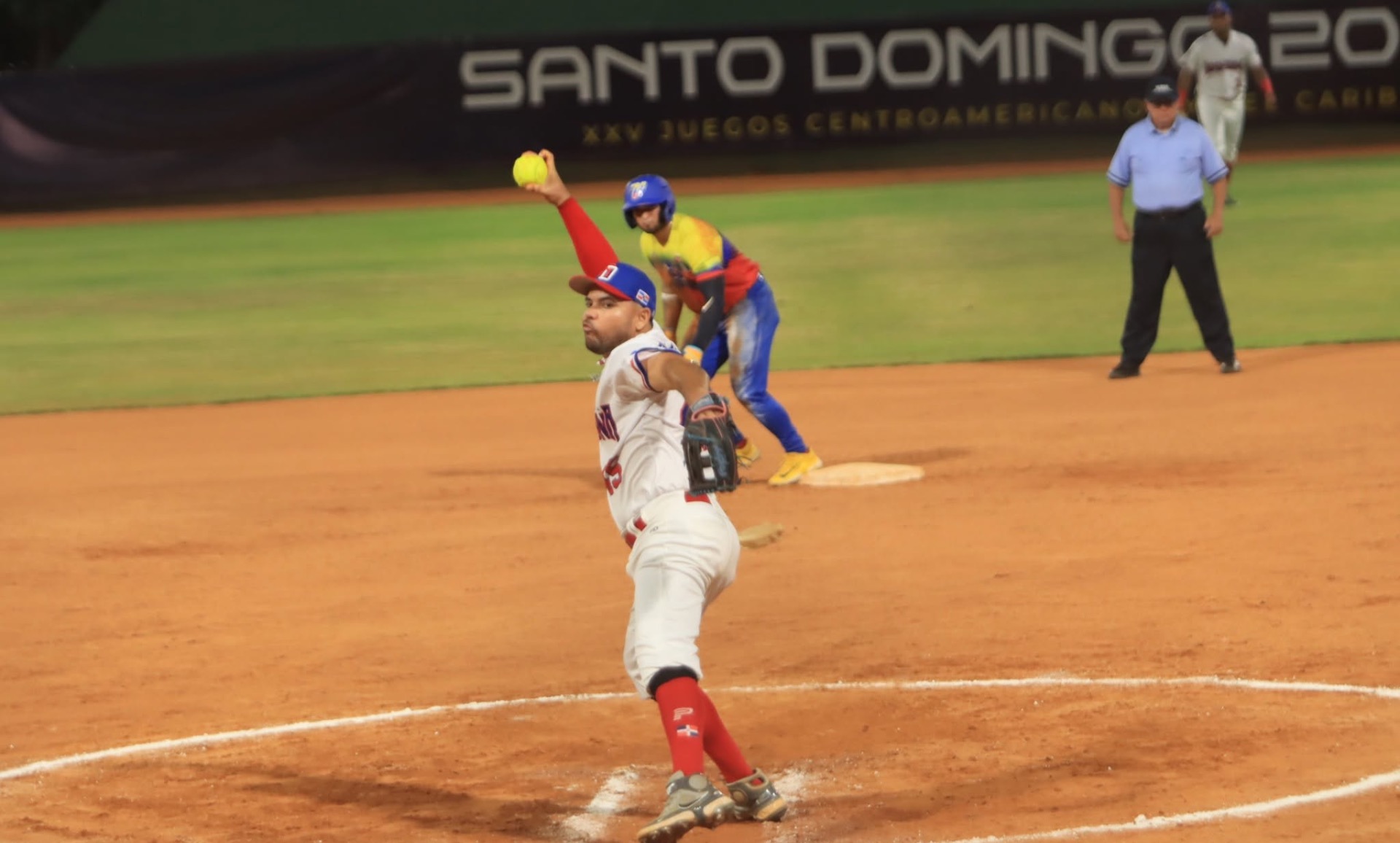 Dominican Republic, Venezuela to meet for Santo Domingo 2026 men's softball gold medal