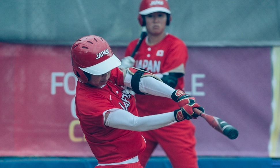 【値下げ中】1970年 女子 ソフトボール 世界大会 優勝 金 メダル 記念 1970年 女子 ソフトボール 世界大会 優勝 金 メダル 記念