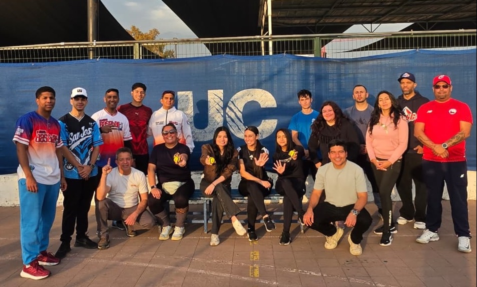 Pontifical Catholic University in Chile hosts Baseball5 clinic