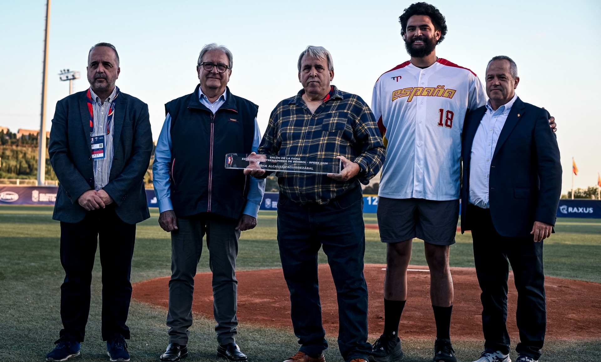 M Mets Star Sean Manaea Visits WBSC Premier12 Qualifier in Spain