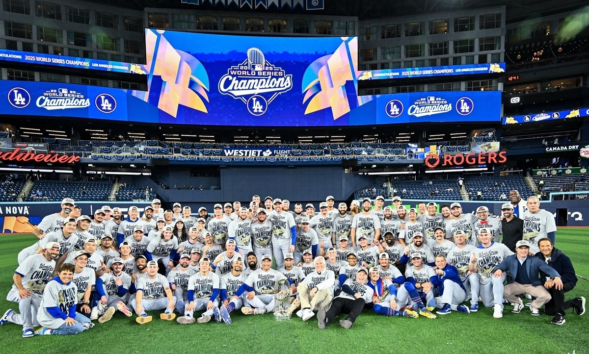ロサンゼルス・ドジャース 歴史的勝利でワールドシリーズ制覇 - World