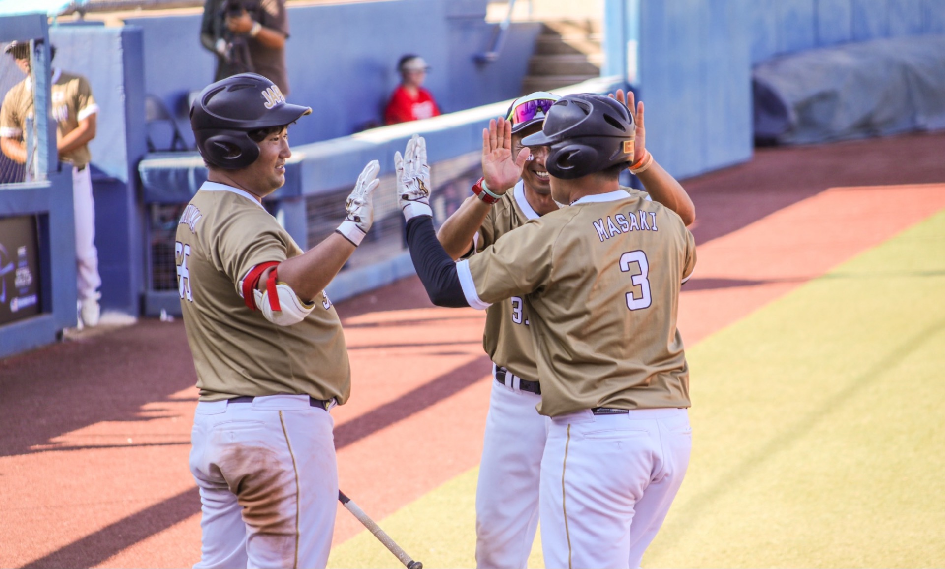 日本がコロンビアに5本塁打で快勝　オープニングラウンド2位通過