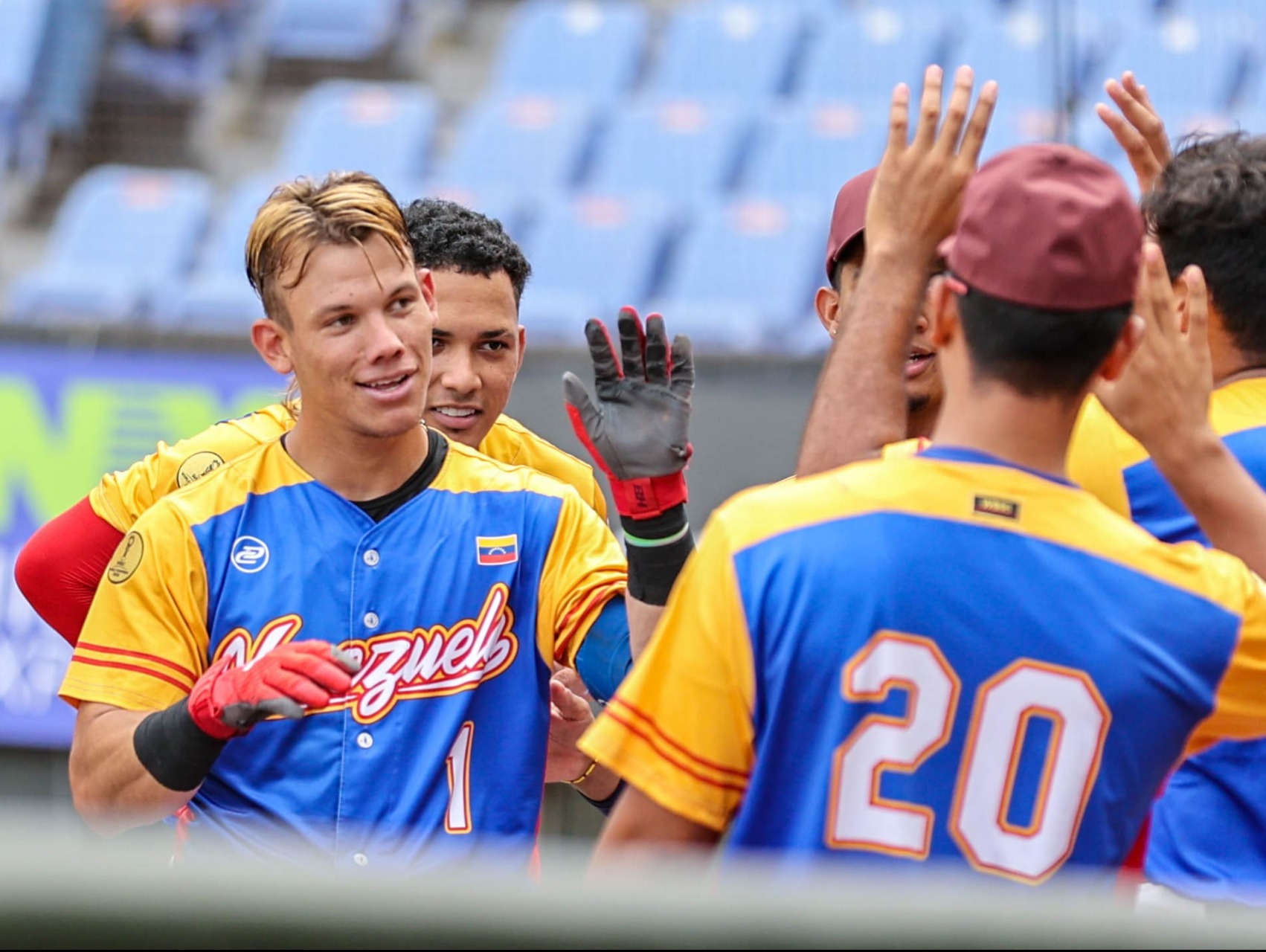 Kenedy Corona’s homer powers Venezuela’s 42 win over Puerto Rico