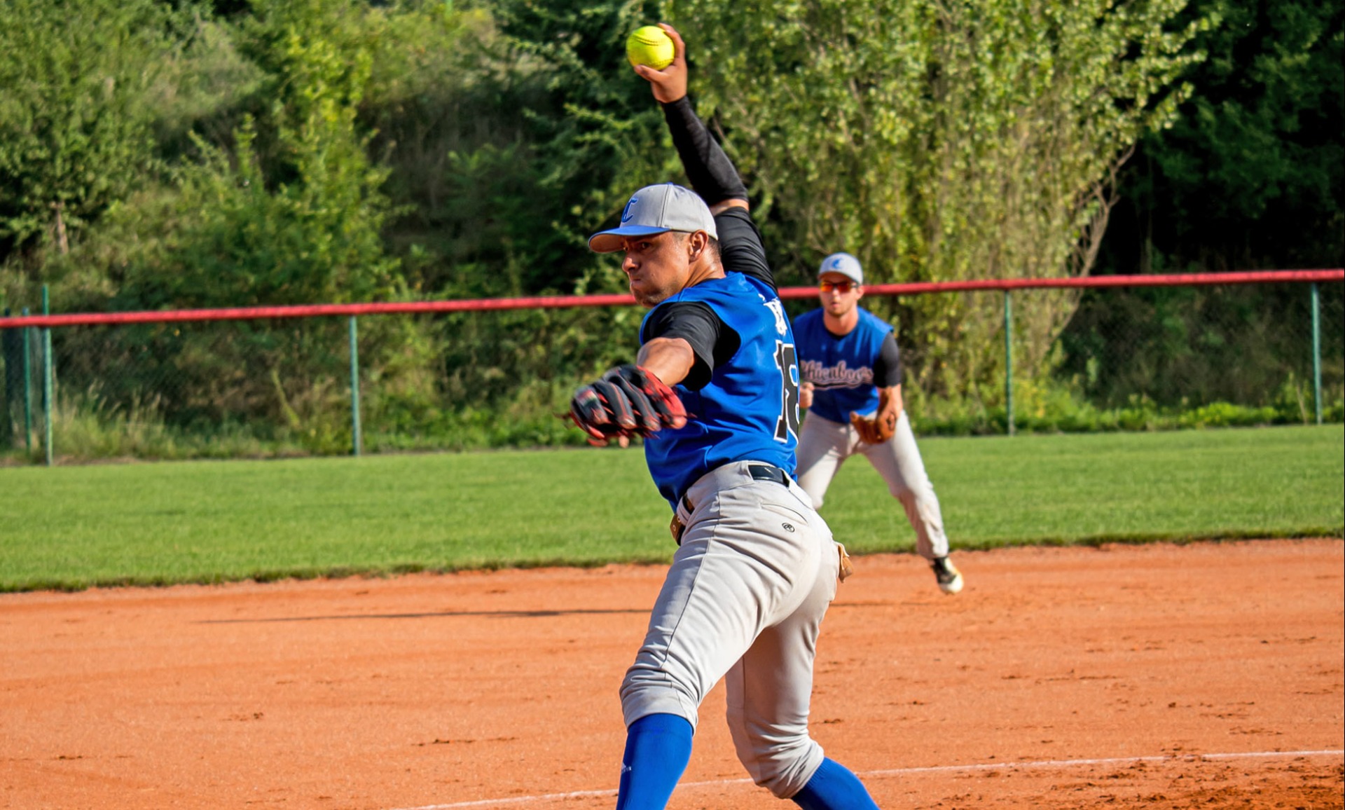 Belgian Series Softball Men and Ladies make or break this weekend