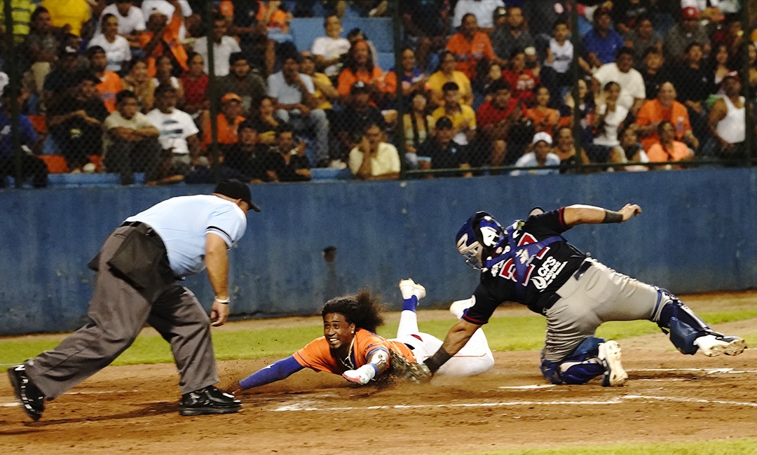 Gigantes noquean y blanquean al Bóer
