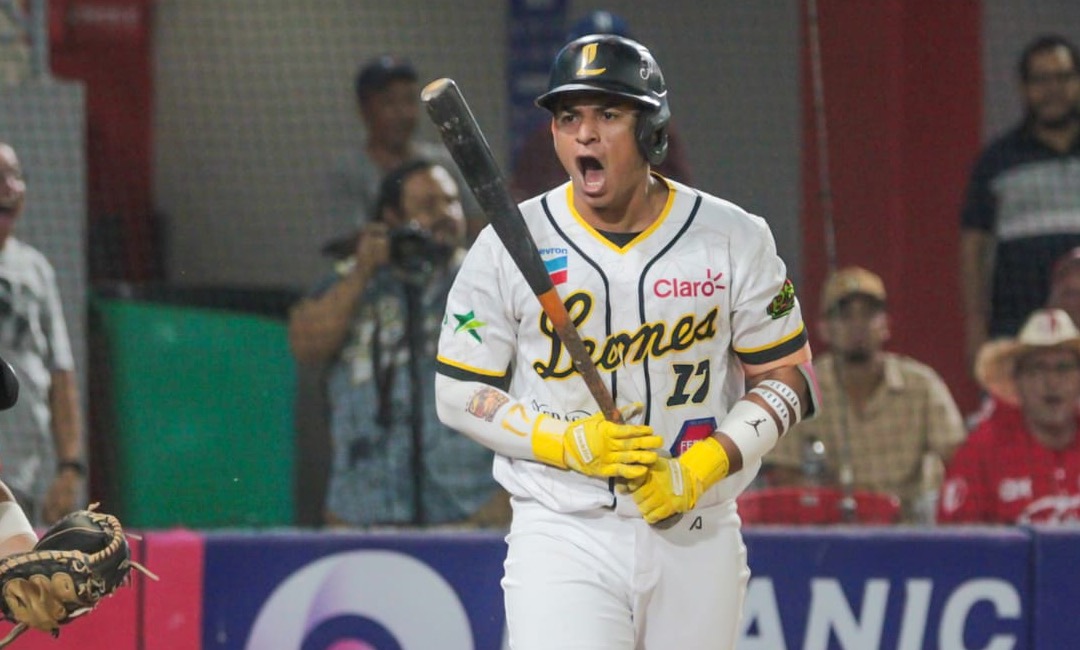 Rugen los Leones y fuerzan triple empate en segundo lugar