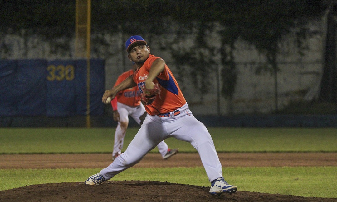 Obando y Montealto encaminan el noveno triunfo de Rivas