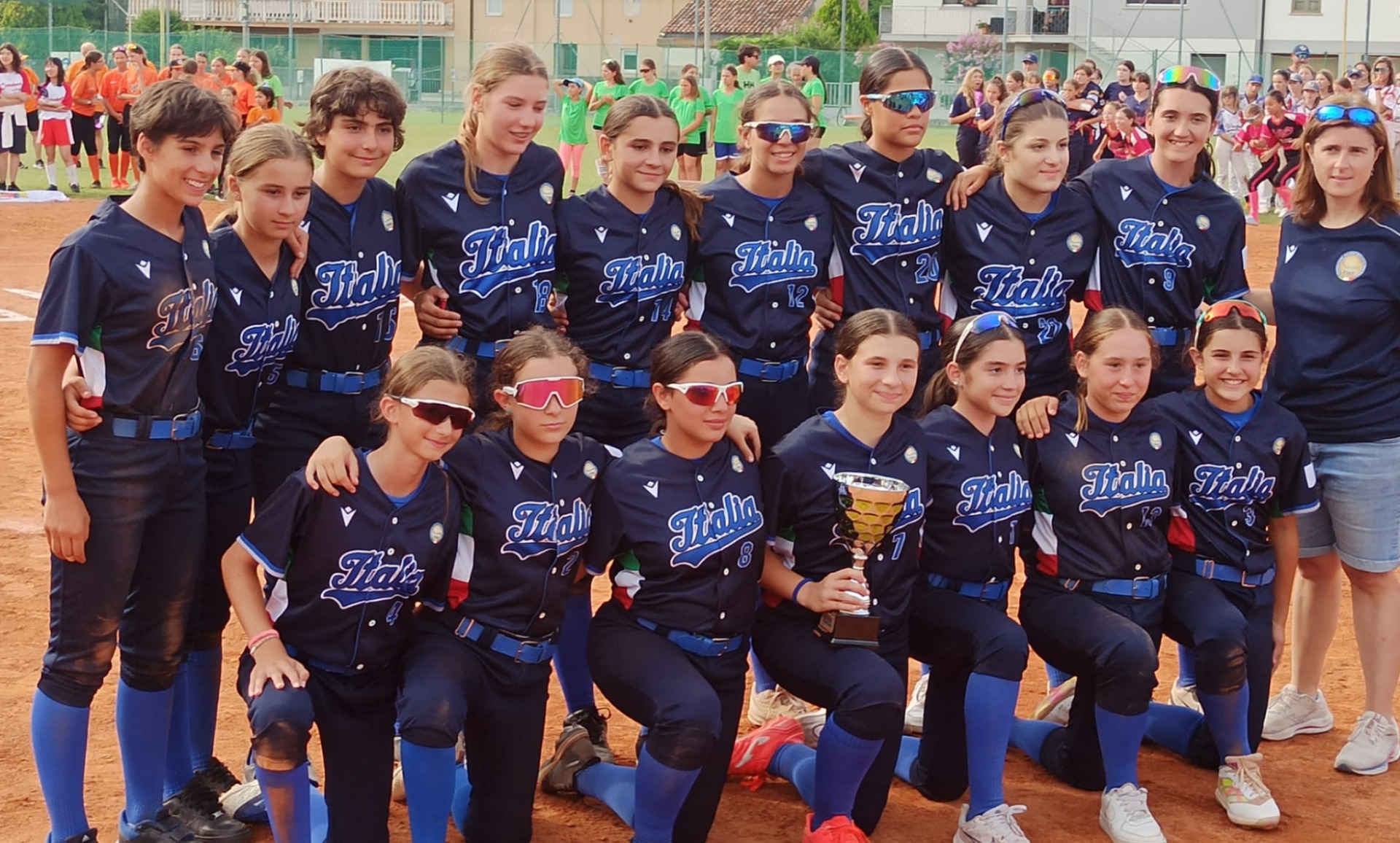 Dunken hina vr arrived at the unit, and Kori unlocked the