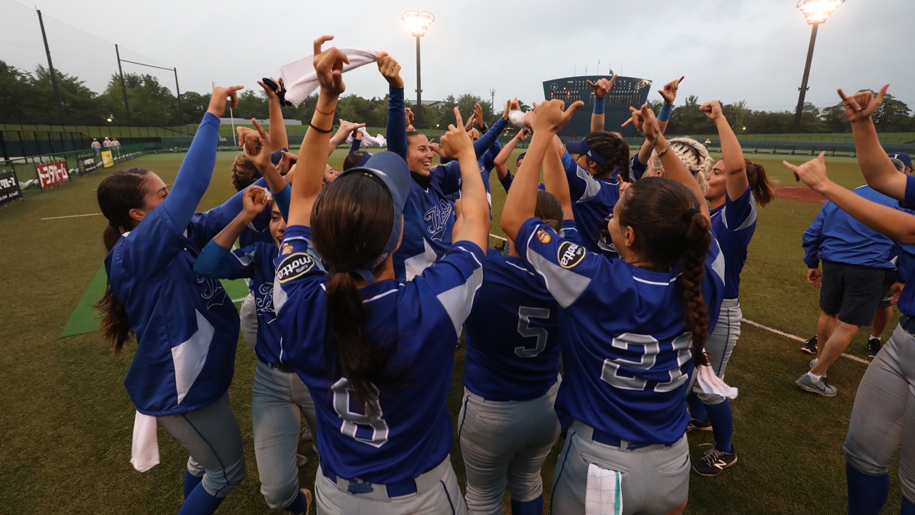 L&rsquo;Italie bat la Chine, le Canada 3ème du Groupe B; les deux équipes qualifiées pour les playoffs des Championnats du Monde de Softball Féminin WBSC