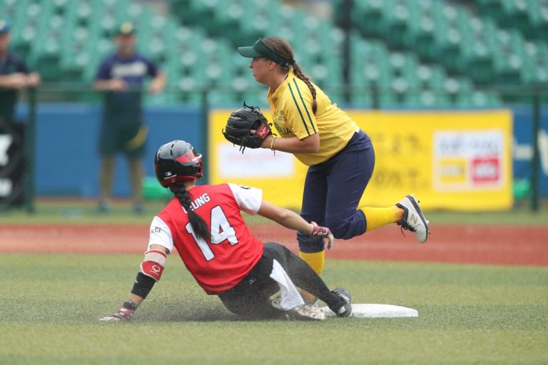 Oh, Canada: secures medal in Softball World Championship