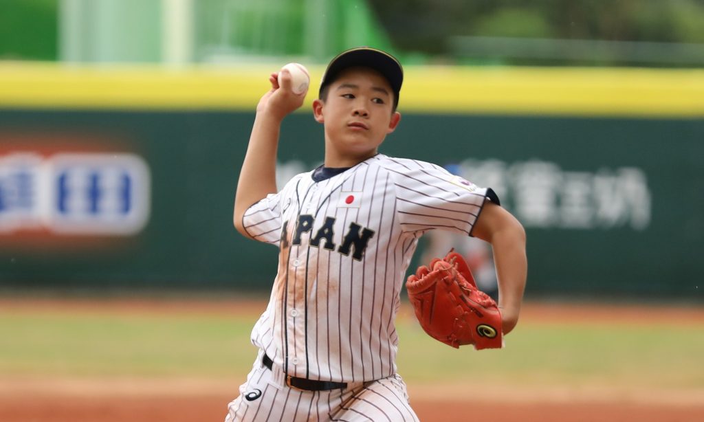 Japan's starter Namatame could use some help from center fielder Akazawa