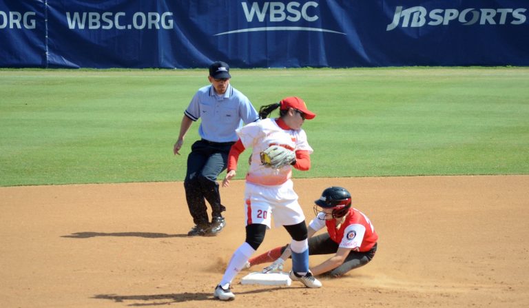 캐나다, Falby 활약에 힘입어 중국 상대로 5-3 승리