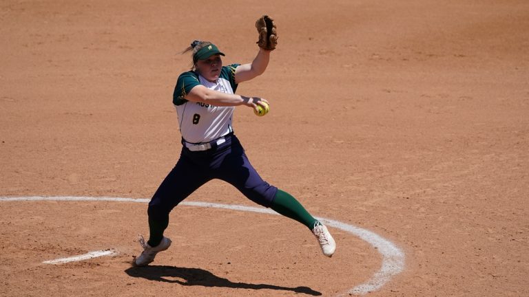 Hood goes the distance, leads Australia to win over Puerto Rico