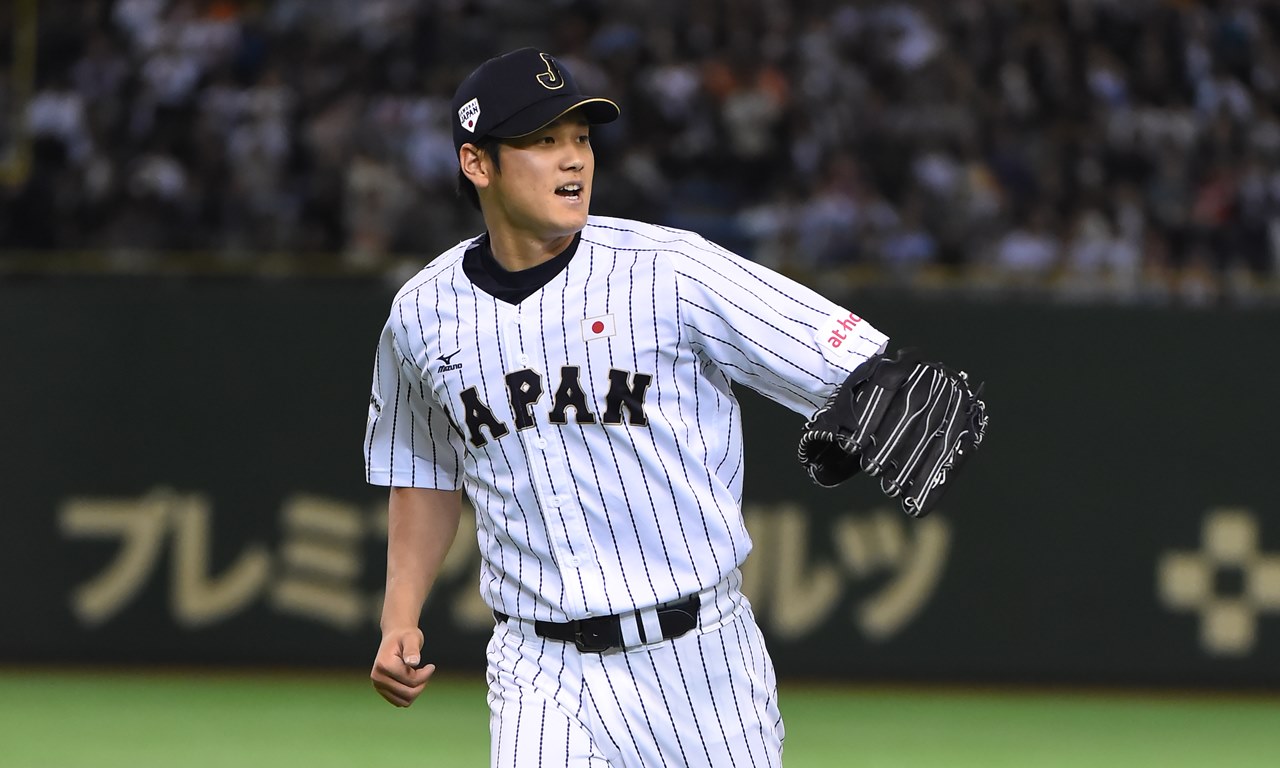 日本の二刀流スター大谷翔平がMLBエンゼルス決定